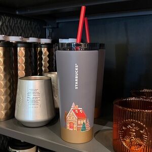 Starbucks Holiday 2025 Gingerbread House Tumbler w straw 16 oz NEW